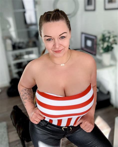 Hot Anna 19 Photos XXX Porn Album 25466