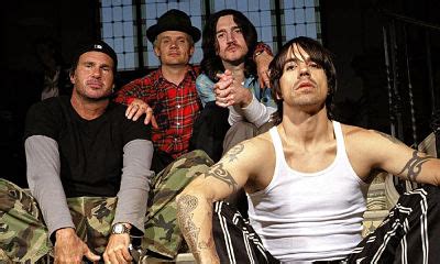 Red Hot Chili Peppers venderá catálogo de canciones por más de 140 millones