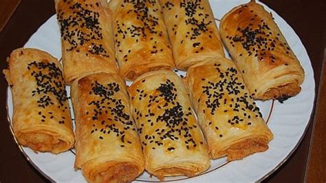 Patatesli börek tarifi Börek Tarifleri