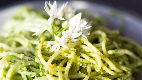 Fresh Wild Garlic Pesto Recipe - Wild Nordic Kitchen