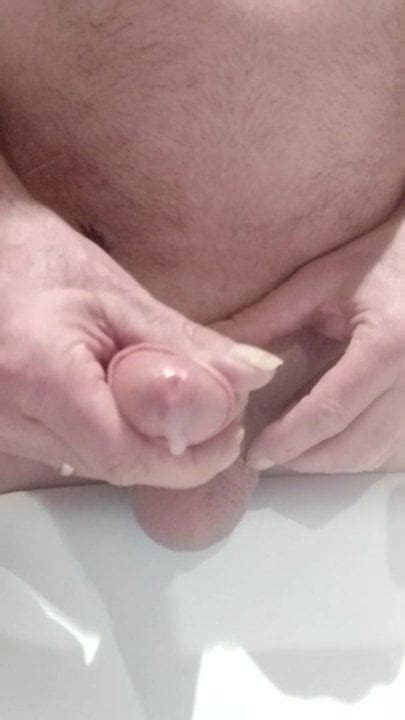 Piss And Cum Pissen U Spritzen Im Bad Free Gay Hd Porn B Xhamster