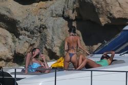 Swimwear Emily Ratajkowski Wearing A Bikini On A Yacht In Mykonos