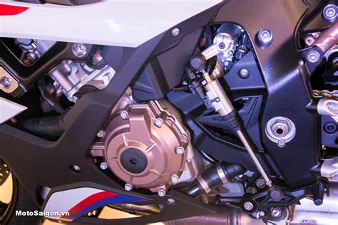 BMW S1000R 2020 bản naked của Cá voi sát thủ lộ ảnh thực tế Joker Helmet Shop