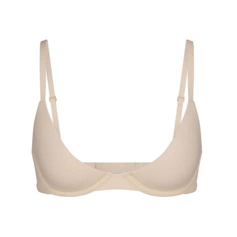 Nude Skims Plunge Underwire Bra D Never Depop