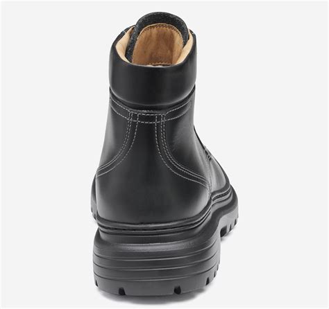 Kelton Plain Toe Boot