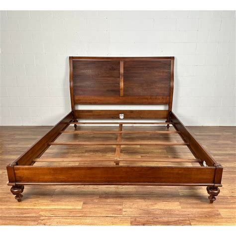 Ethan Allen British Classics Cayman California King Platform Sleigh Bed