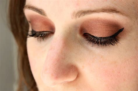 Tuto Maquillage Avec La Naked Heat D Urban Decay Nous Les Nanas