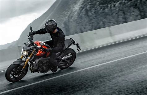 Amizade Bruta Aceleramos A Naked Yamaha Mt Que Parte De R