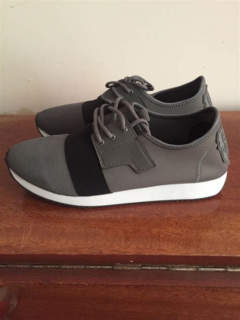 Фирменная обувь