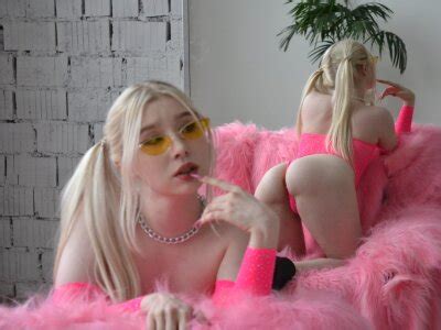 Effi Steffy Stripchat Webcam Model Profile Free Live Sex Show Cam4Joy