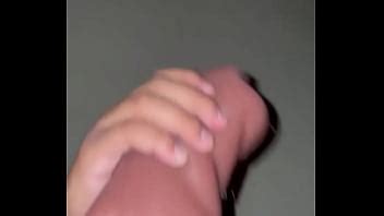 je suis excitée et fanée et je veux jouer avec ma chatte de poche XVIDEOS