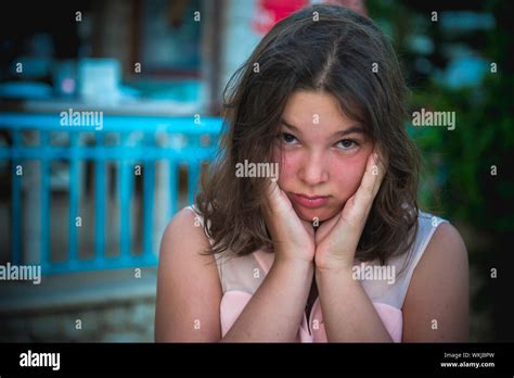 Girl Portrait Sad Hi Res Stock Photography And Images Alamy