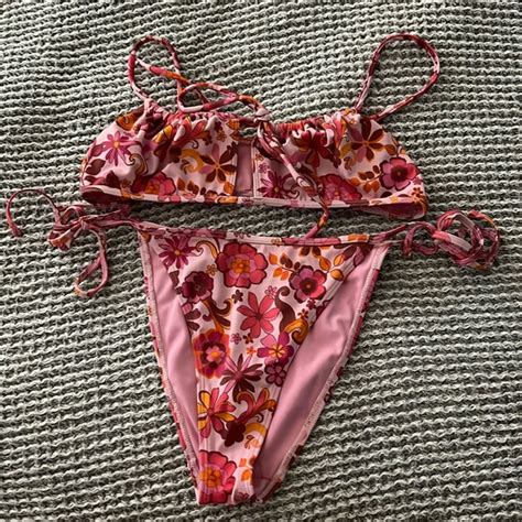 PacSun Swim Amor Y Besos Floral Honeysuckle Tie Front Bikini Top