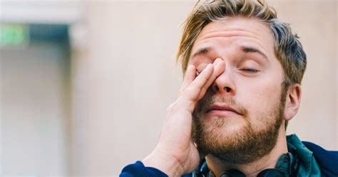 Stryx Alcohol Eyes How Alcohol Causes Puffy Eyes