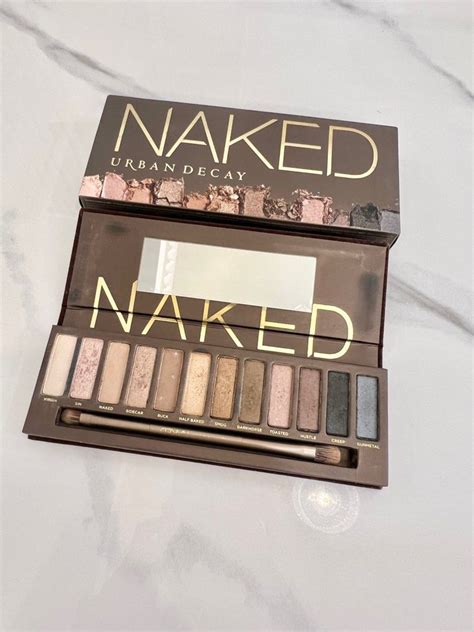 Urban decay Naked 經典色眼影盤 香水美妝保養 眼部彩妝保養在旋轉拍賣