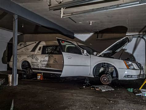 Body found inside abandoned Flint funeral home belonged to a scrapper