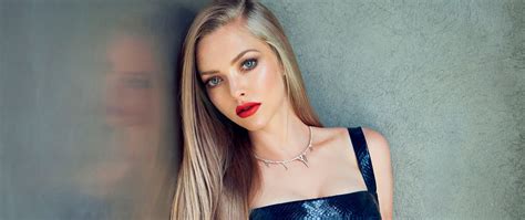 Amanda Seyfried Blonde 4K 162 Wallpaper PC Desktop