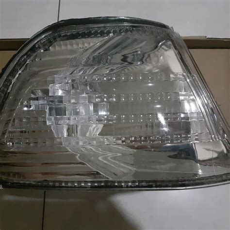 Jual Lampu Sein Corner Lamp Kijang Kapsul 2003 Kanan Shopee Indonesia