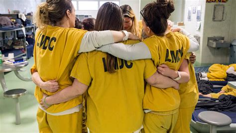 Louisville's largest detox program brings common bonds to jail inmates
