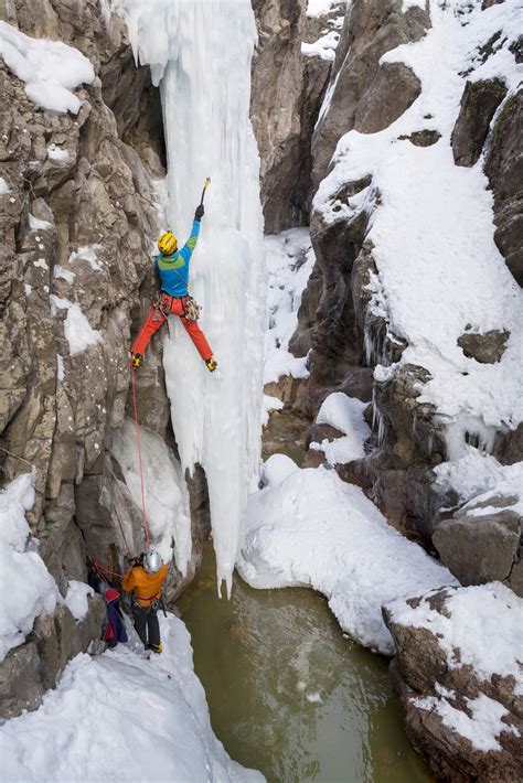 A man and woman ice climbing near Ouray, Colorado. – Fubiz Media