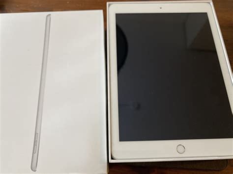 Ipad 5th generation, 32GB