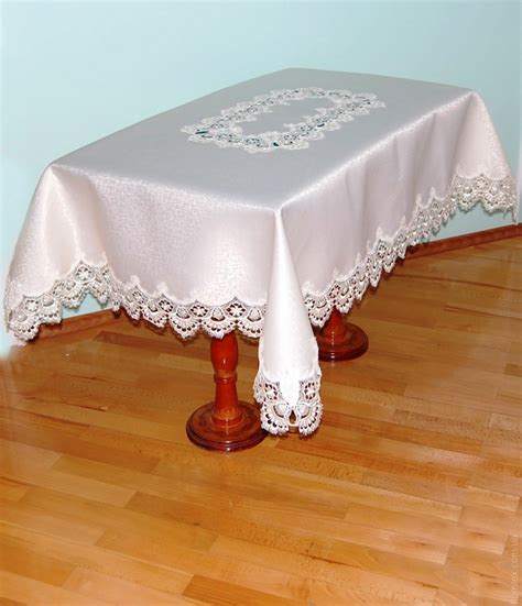 Скатерть атласная с гипюром Alltex 107 180x360 см купить в интернет ...