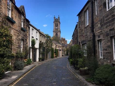 The Beautiful Circus Lane of Edinbugh - Eye On Edinburgh