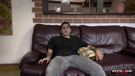 Curvy Latina Sofia Ruiz Fucks Her Ex Convict Cousin