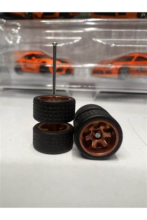 HOT WHEELS uyumlu Kauçuk lastik Set teker Fiyatı Yorumları Trendyol