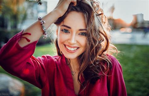 Brunette Smile Model Hd Wallpaper By Evgeny Freyer