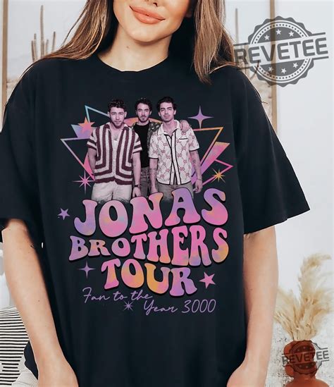 Jonas Brother In Pink Shirt Jonas Brothers Merch Tour I Love Hot Dads Sweatshirt Jonas Brothers