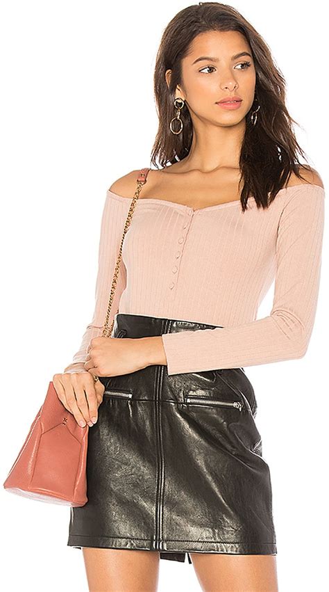 Angelina Jolie S Ryan Roche Nude Outfit PS Fashion