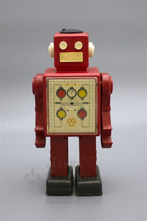 Заводная игрушка «Робот», СССР, 1950-е годы, пластмасса, металл