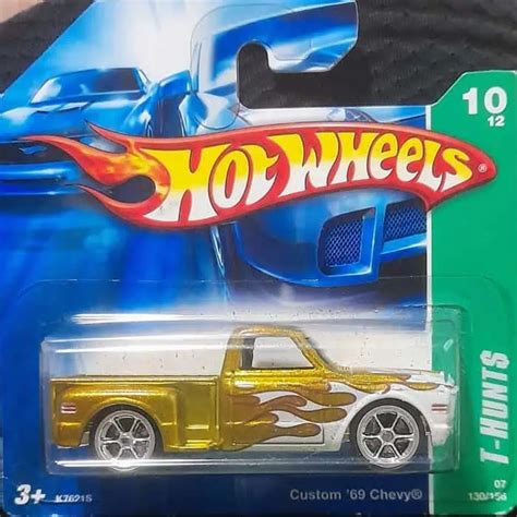 SUPER T HUNT Hot Wheels T HUNT Custom 69 Chevy Universo Hot Wheels