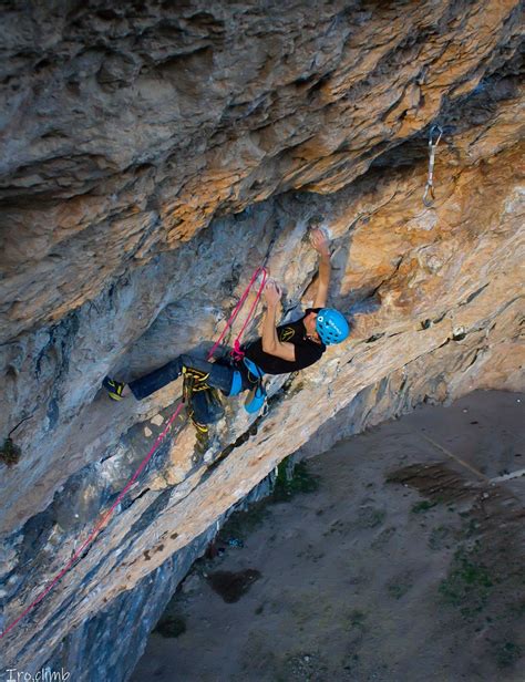FUCK THE SYSTEM A PER GIORGIO TOMATIS Up Climbing