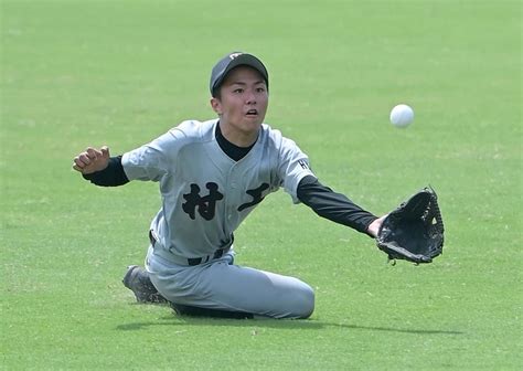 神戸新聞next｜映像・写真｜写真特集 最新｜全国高校軟式野球 兵庫で開幕 能代ー村野工（8月25日）