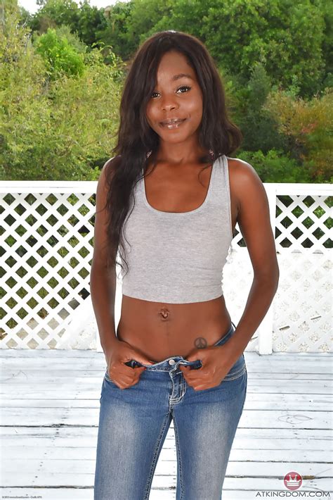 Naked Black Babe XXX Dessert Picture 1