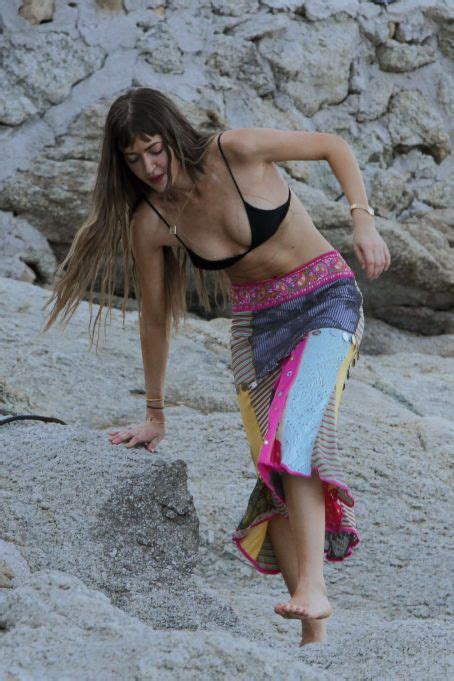 10 Hot Sexy Haya Khadra Bikini Pics