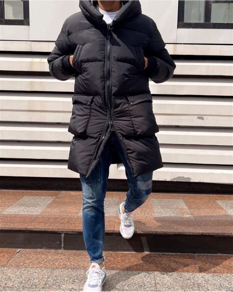 Черная мужская зимняя куртка средней длины с капюшоном К-875 купить в ...