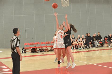 Greenwich High Girls Basketball Team Edges Joel Barlow Greenwich