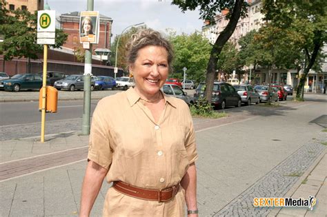 Slutty Mature Chick Took Off Her Clothes Be XXX Dessert Picture