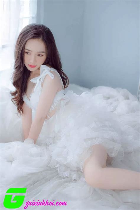 Quỳnh Kool Hot girl diễn viên gây thương nhớ với gương mặt đẹp và thân hình bốc lửa