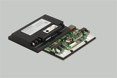 Intelligent battery charger for automotive and industrial appli...