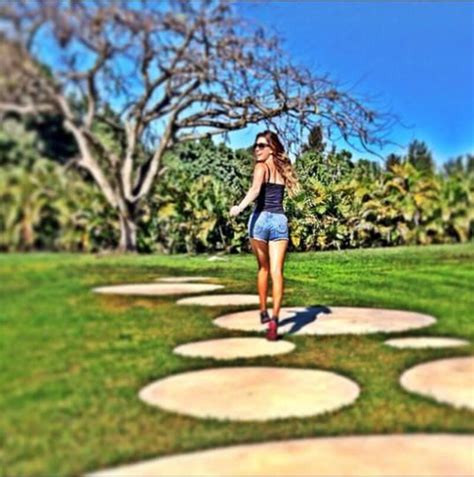 Elizabeth Gutiérrez presume en sensual bikini lo suertudo que es William Levy Publimetro México