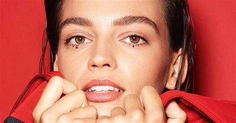 Emma Mackey Maeve En Sex Education Podr A Decir Adi S A La Serie Esta Es La Raz N Latfan