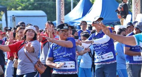 Meriah Jalan Santai Dan Kirab Budaya Di Parapat Simada News