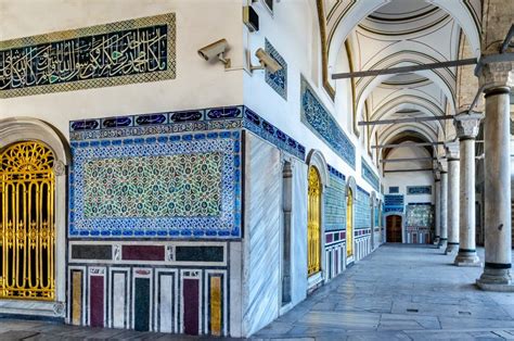 Sleeping With The Sultan Behind The Walls Of Istanbul S Topkapi