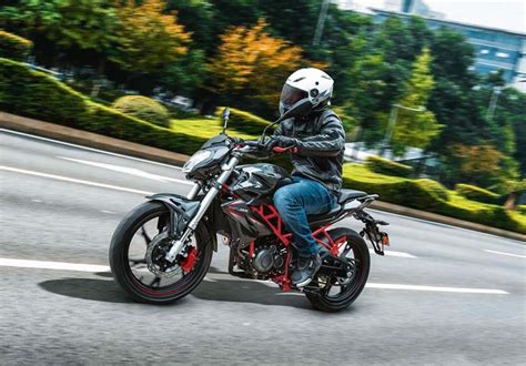 Benelli Tornado Naked T Bike Review Specs