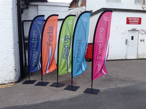 Medium Printed Feather Flag (3.2m)