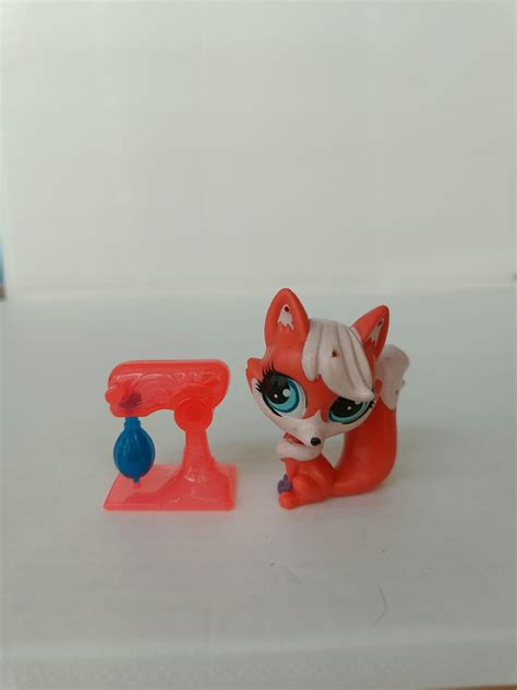 Authentic Littlest Pet Shop Kora Solis Fox Figure Lps 3654 Etsy